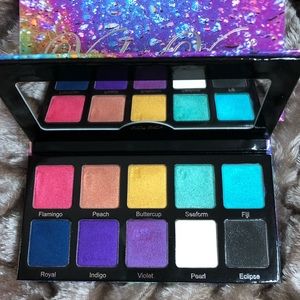 Violet Voss Rainbow Palette